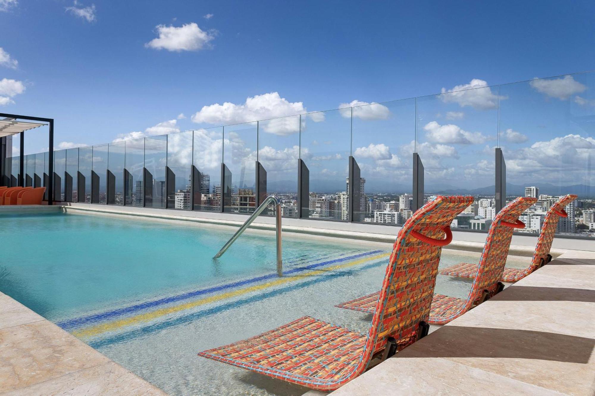 Hotel Aloft Santo Domingo Piantini Esterno foto