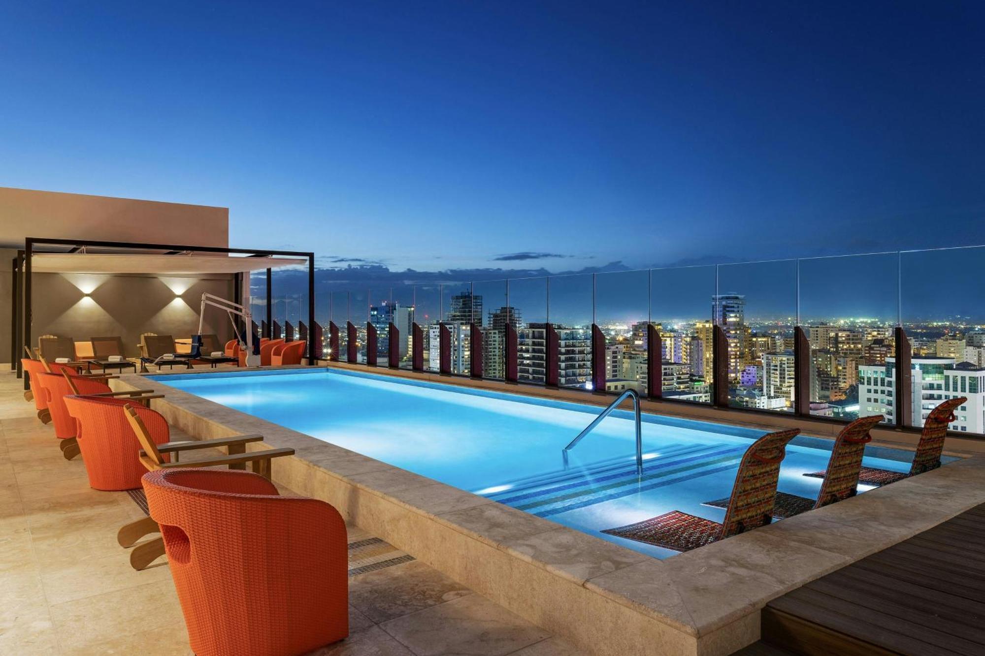 Hotel Aloft Santo Domingo Piantini Esterno foto