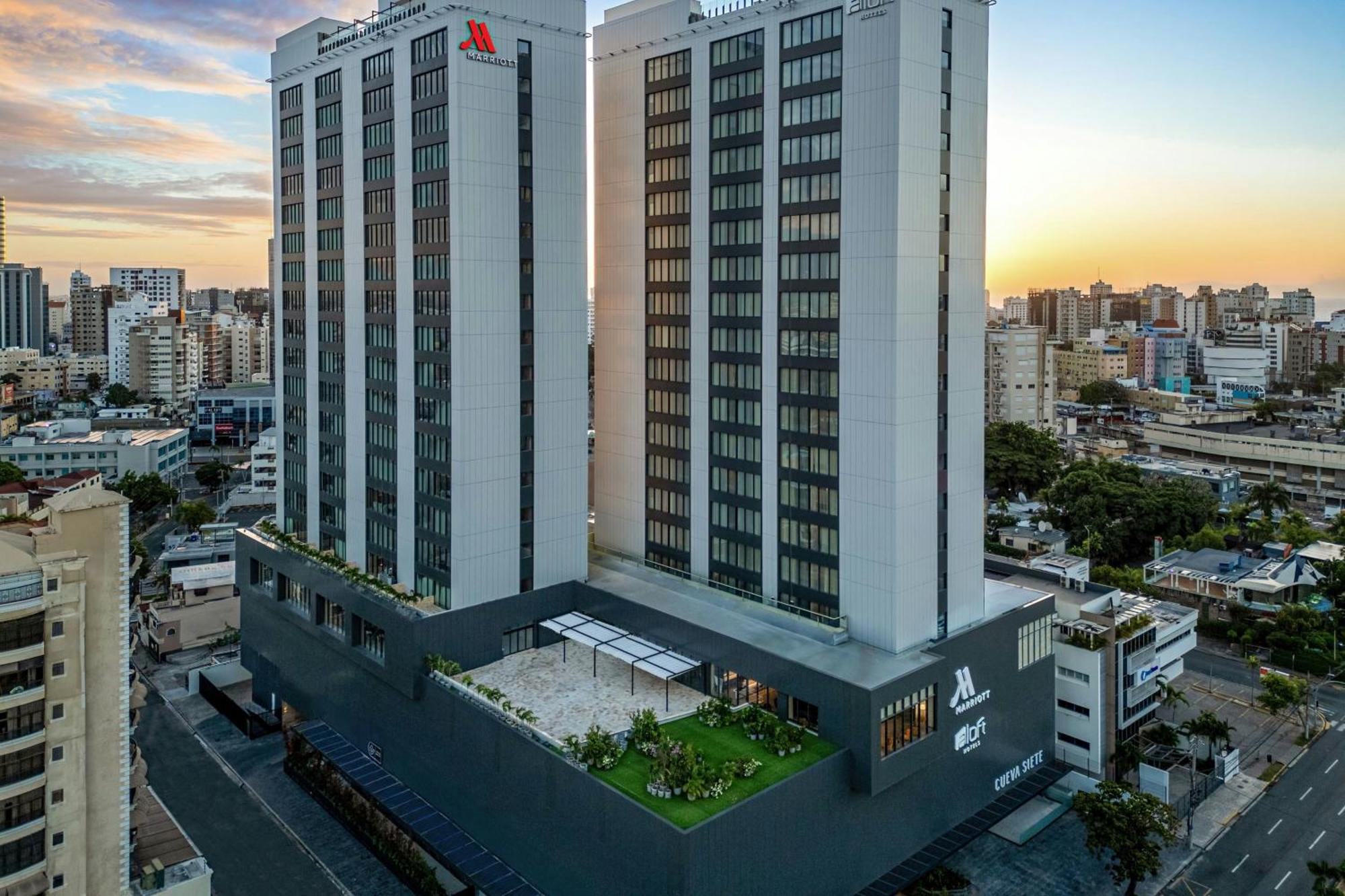 Hotel Aloft Santo Domingo Piantini Esterno foto